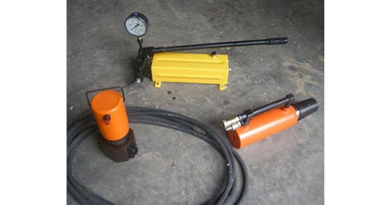 山西錨索張拉機(jī)具中氣動油泵的運(yùn)行及應(yīng)用特點(diǎn)